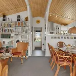 Amazing In With Kitchen *
