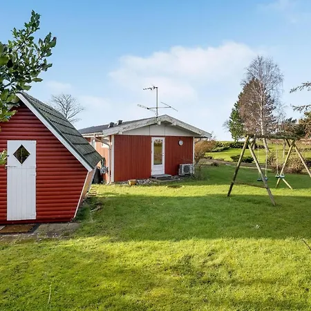 Amazing In With Kitchen 펜션 Mesinge