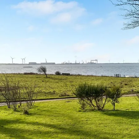 Amazing In With Kitchen 펜션 *