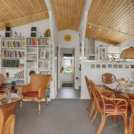 Amazing In With Kitchen *